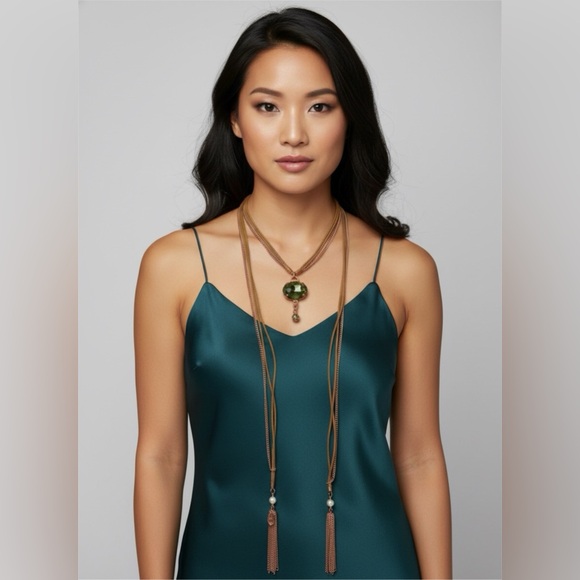 La Hola Jewelry - La Hola Necklace💕